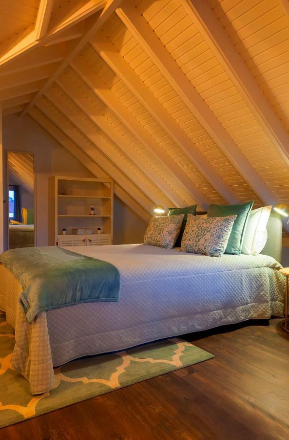 My Bed In Pico Bed and Breakfast Madalena  Exteriör bild